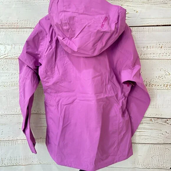 Arc'teryx Beta LT Hooded Hardshell Jacket, Size M - Picture 6 of 6